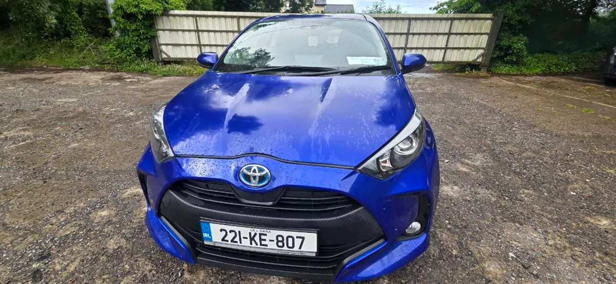 Toyota Yaris Hybrid Luna - Image 1