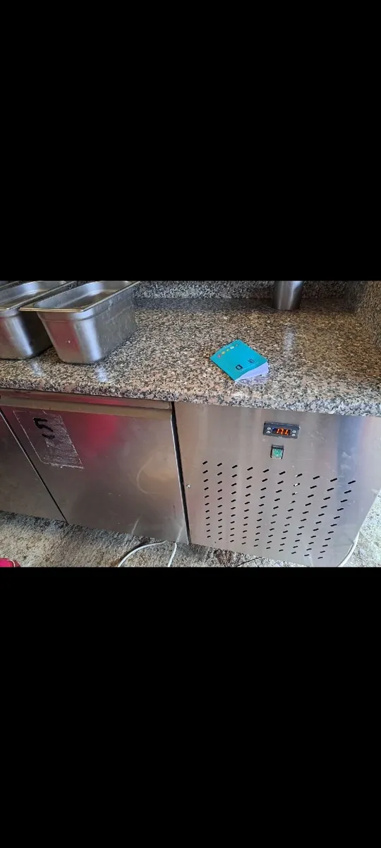 Pizza Prep area/Fridge - Image 4