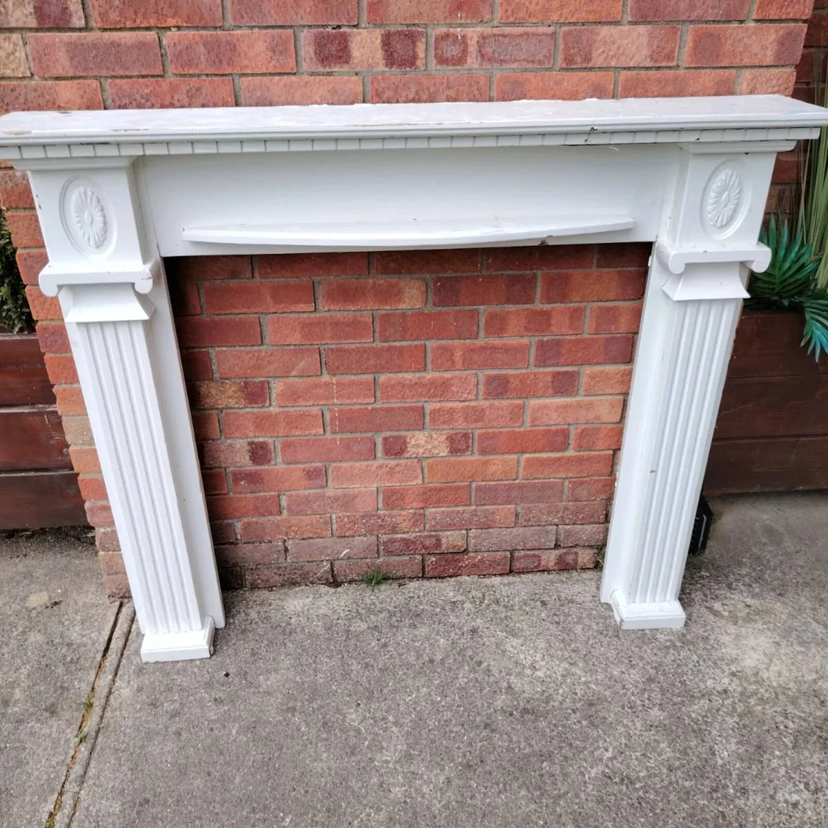 Fire surround - Image 1