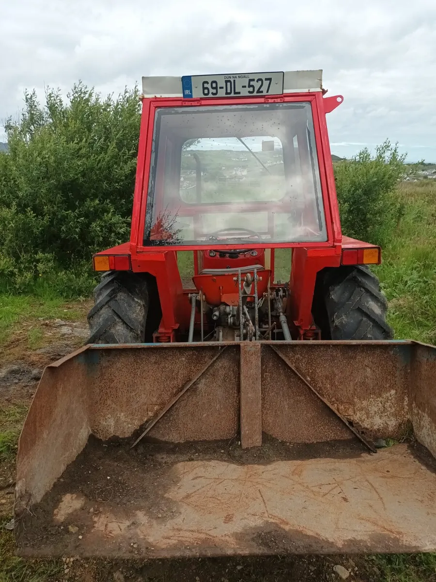 Massey 135 - Image 3