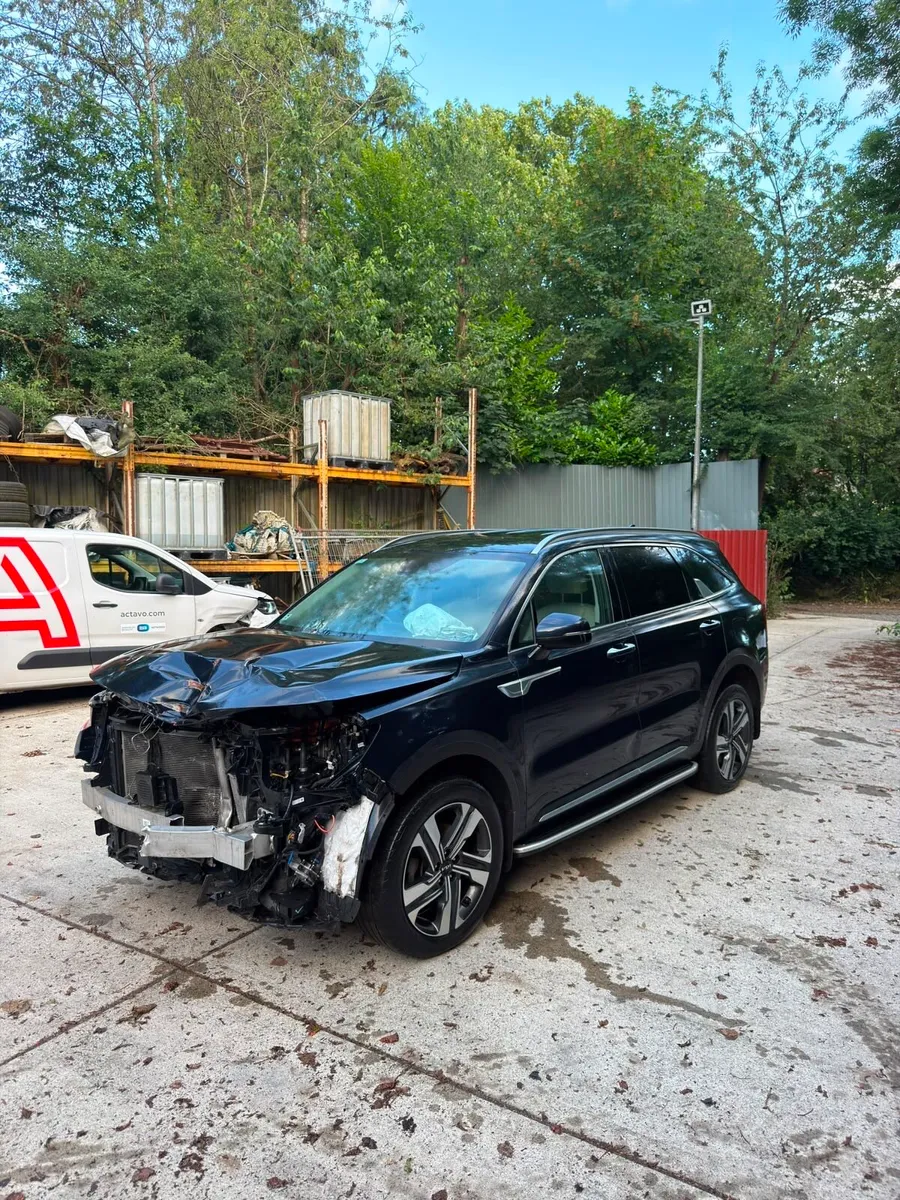 2023 Kia Sorento - Image 1