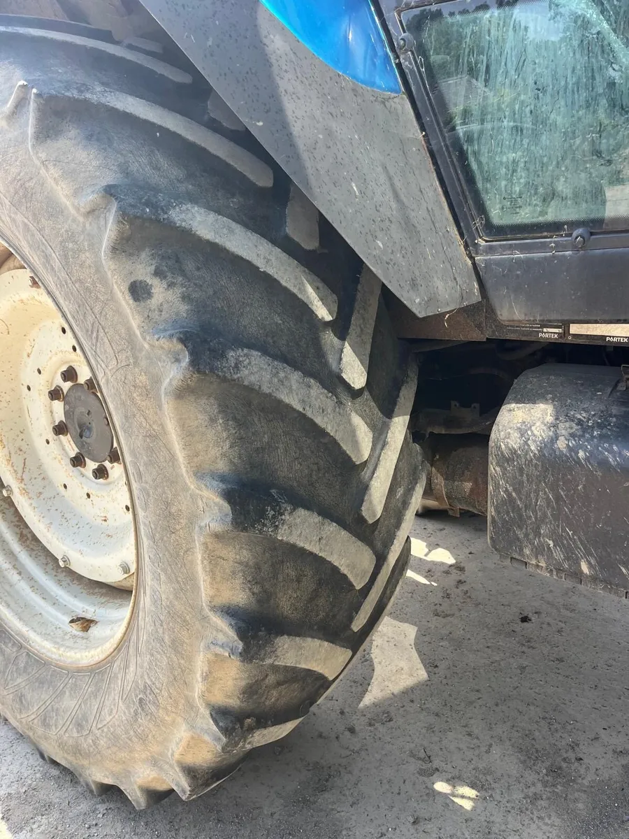 16.9 R30 Wheel & 650/65 R42 Continental Tyres 2 Of - Image 4