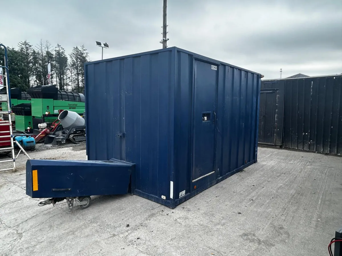 Mobile / Towable Grounhog Welfare Unit - Image 3