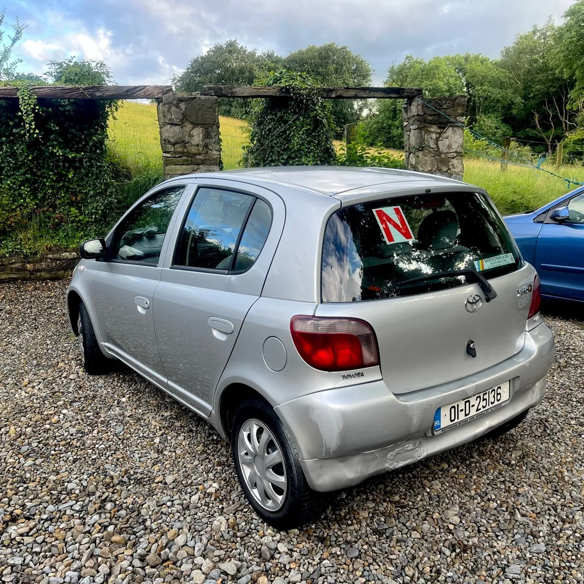 Yaris 2001 - Image 4