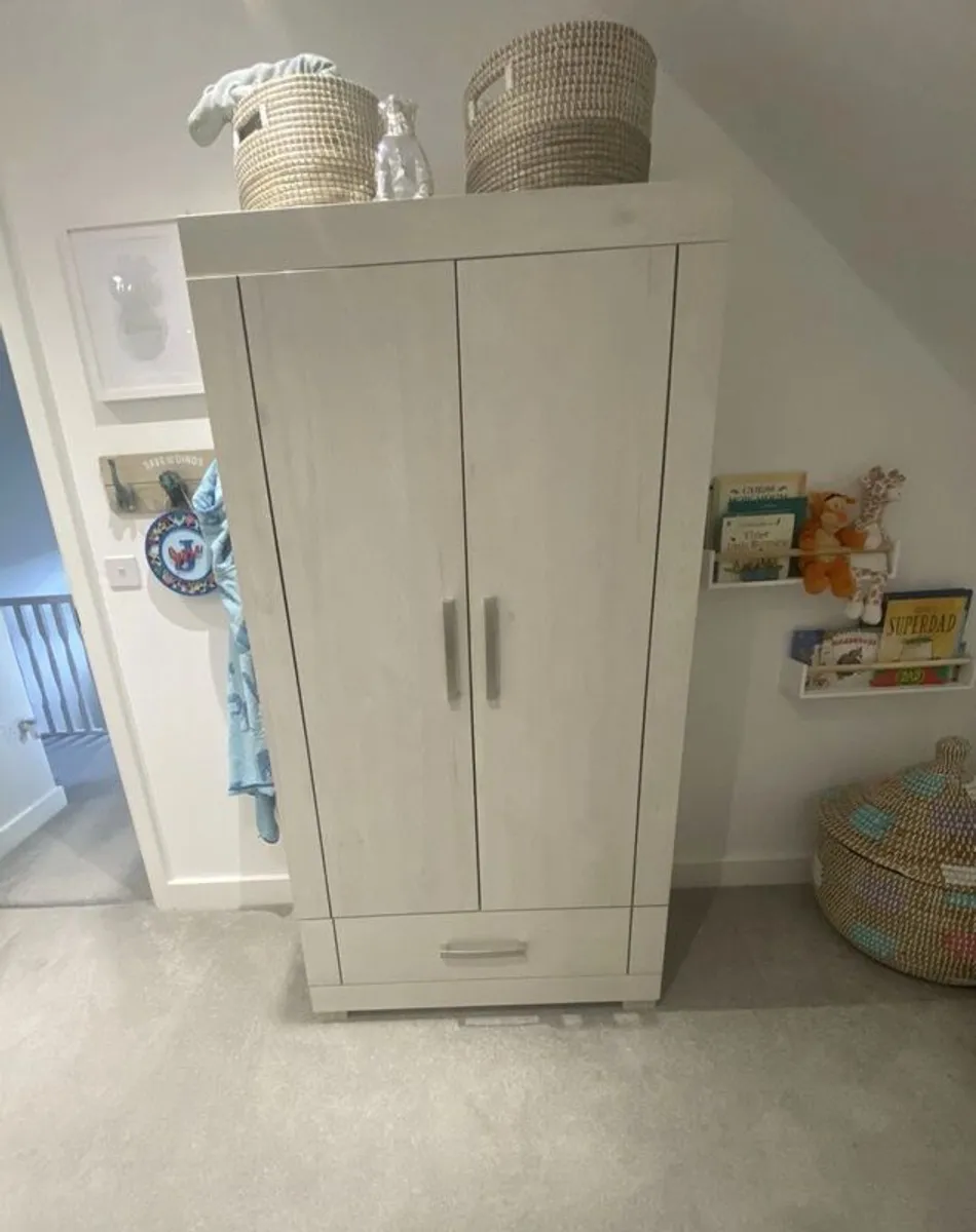 Silver Cross Coastline Oak Nursery Wardrobe & Changing Unit - Image 1