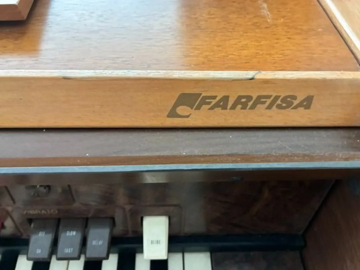Electric Organ and Music Stool - Image 3