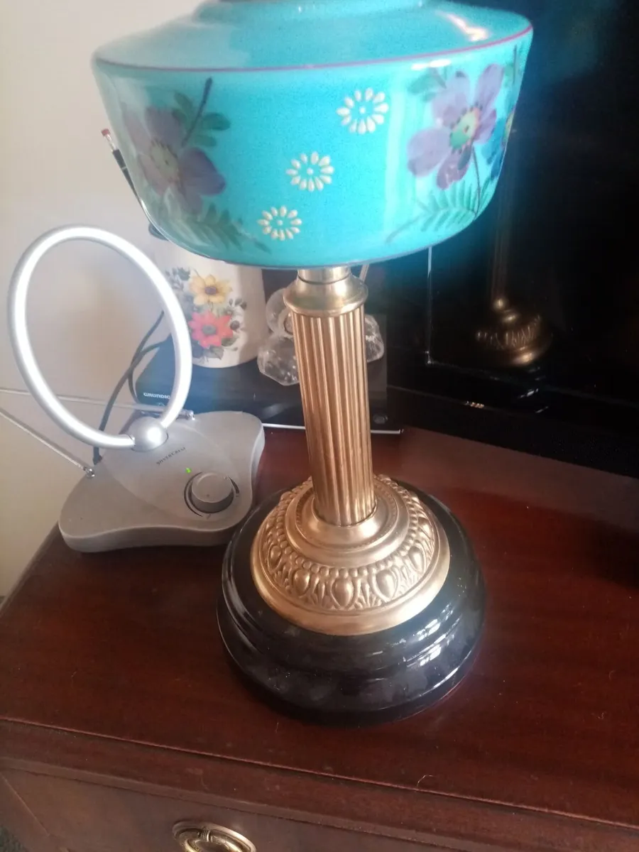 Vintage oil Lamp - Image 2