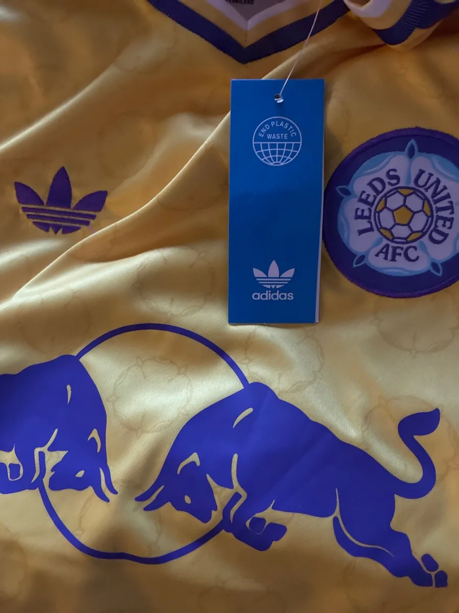 Leeds united jersey - Image 3