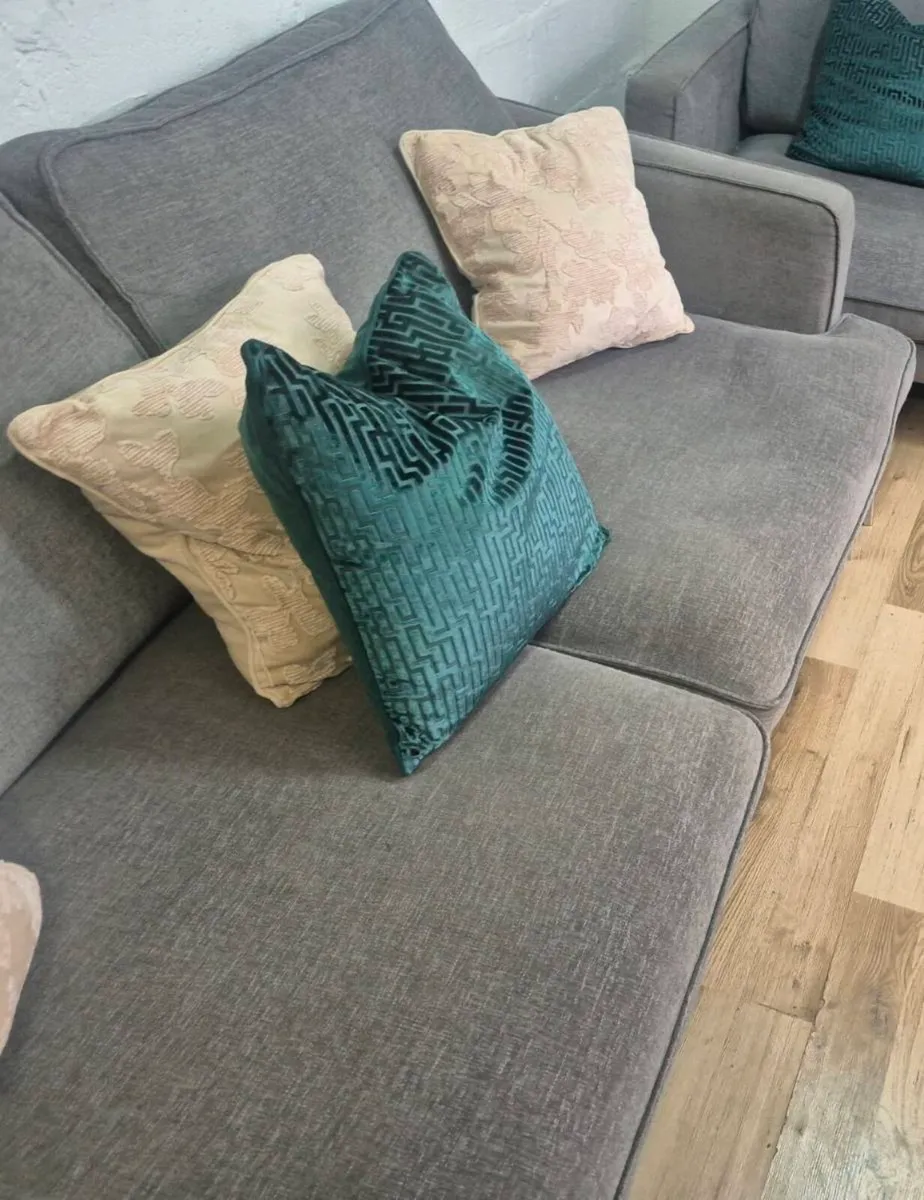 Grey 3.1.1,Dublin Delivery included - Image 3