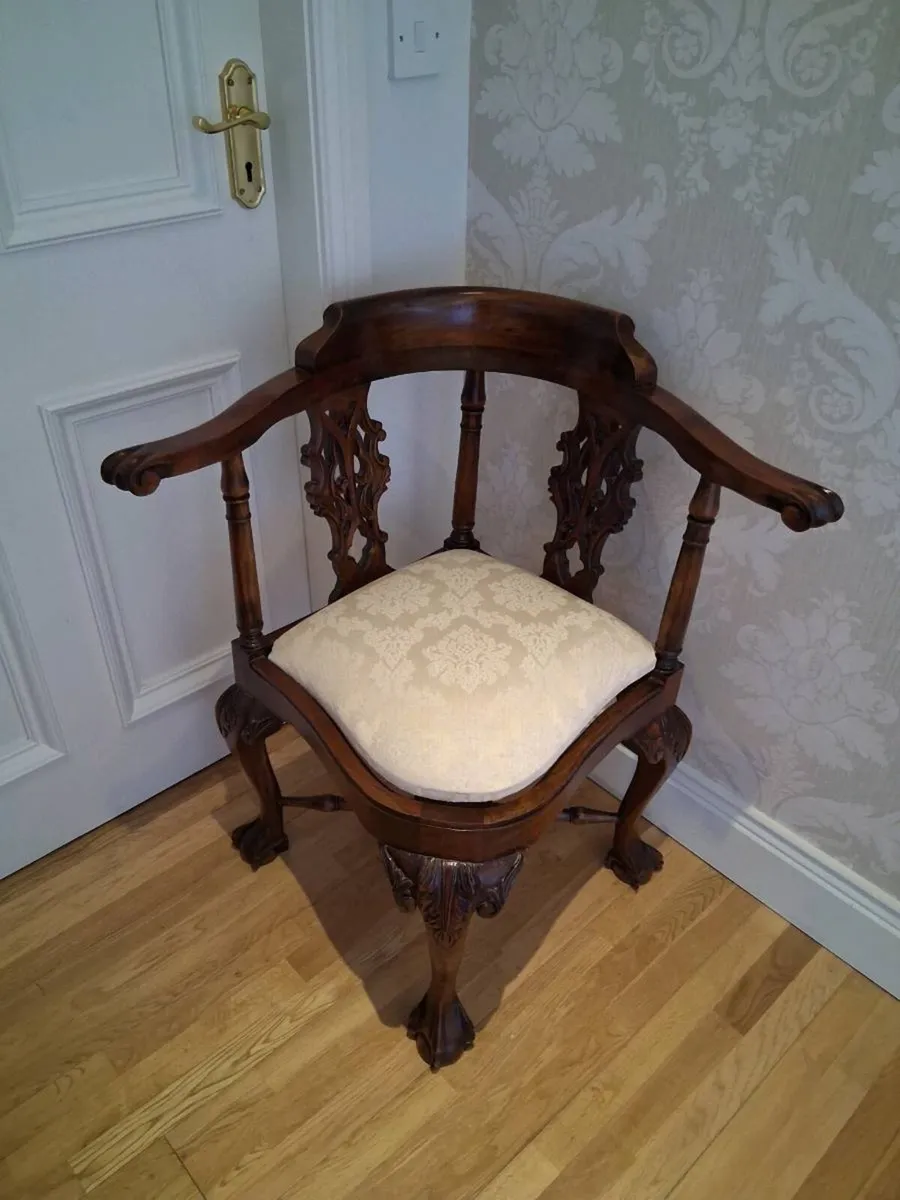 Chippendale style mahogany corner chair - Image 1