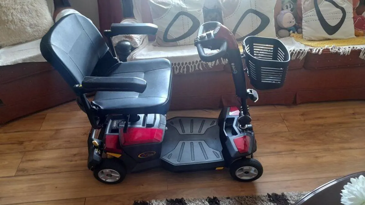 Mobility scooter - Image 1
