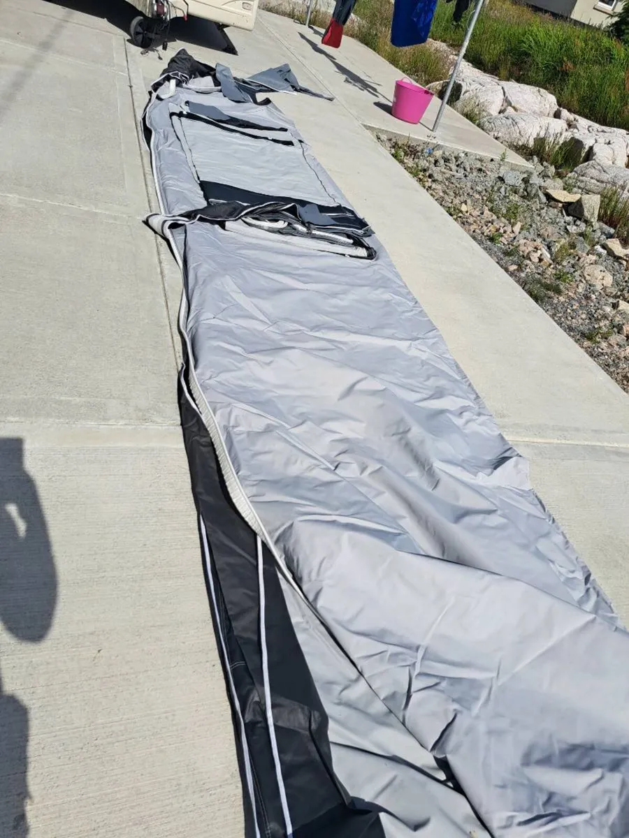 Full awning - Image 2