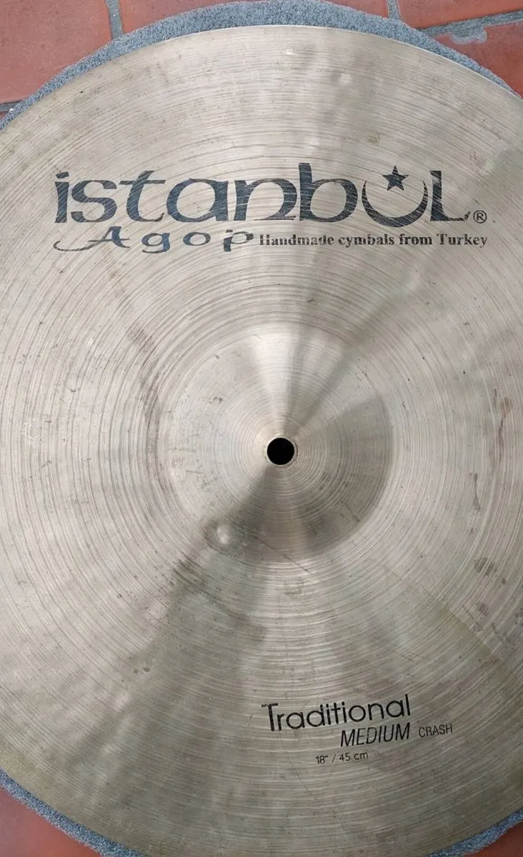 Istanbul Agop traditional 18" crash - Image 3