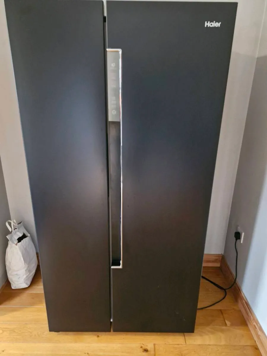 Haier Fridge/Freezer - Image 1