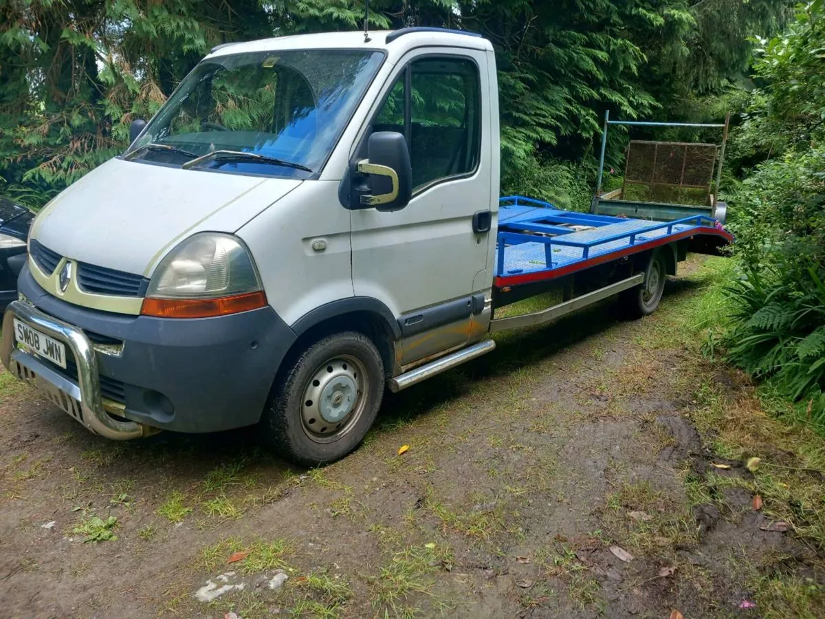 Renault master recovery truck - Image 2