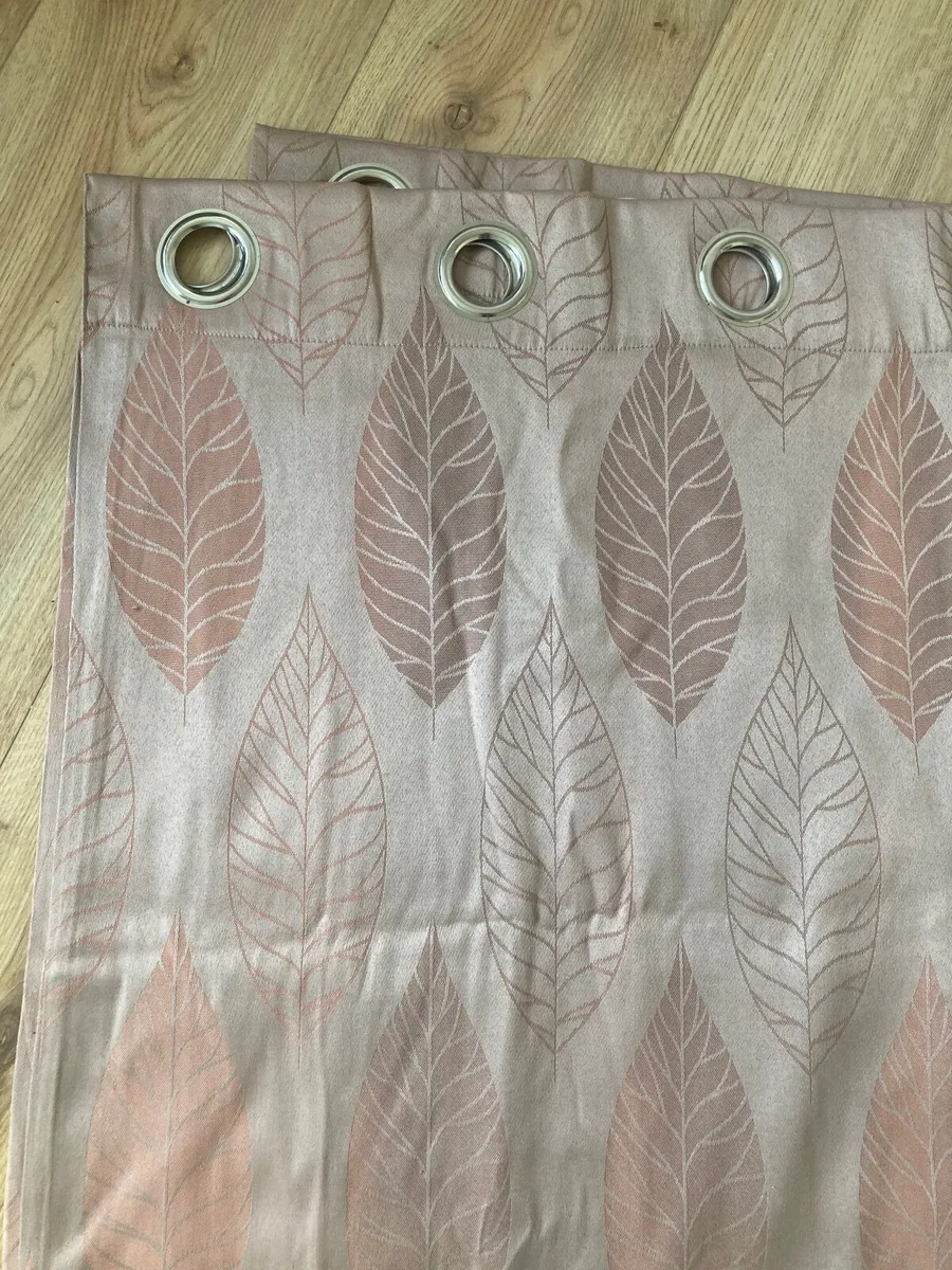 Curtains - Image 4