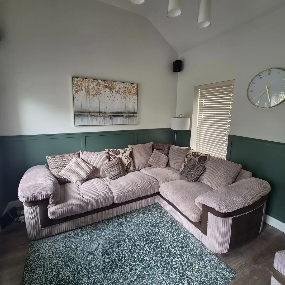 Bargain! Sofa with matching storage footstool - Image 1
