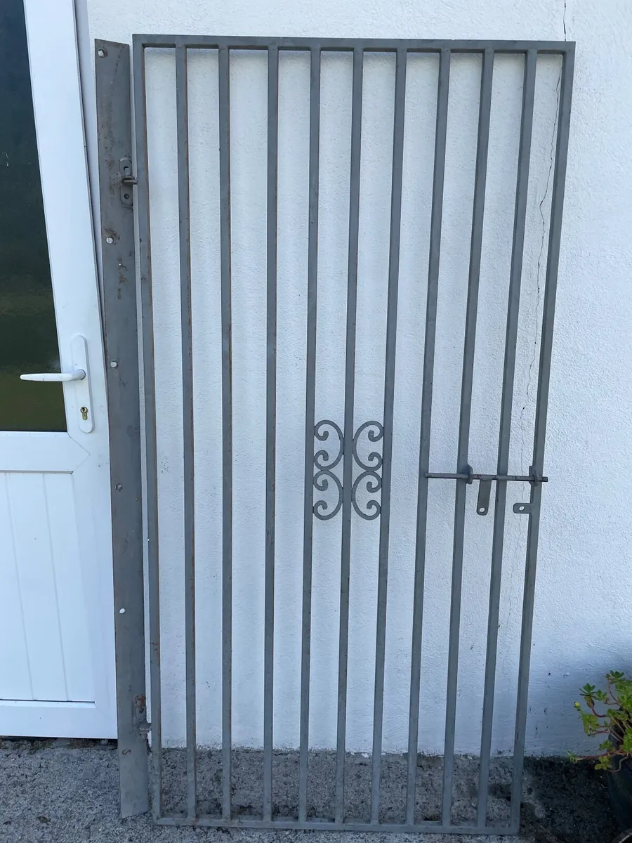 Side Entrance Gate - Image 1