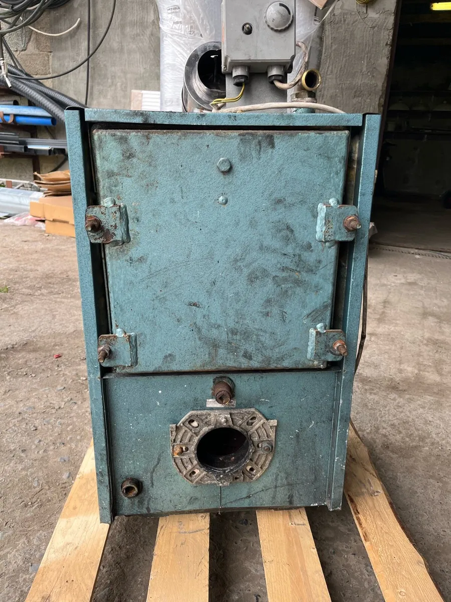 Grant Boiler house condensing boiler - Image 3