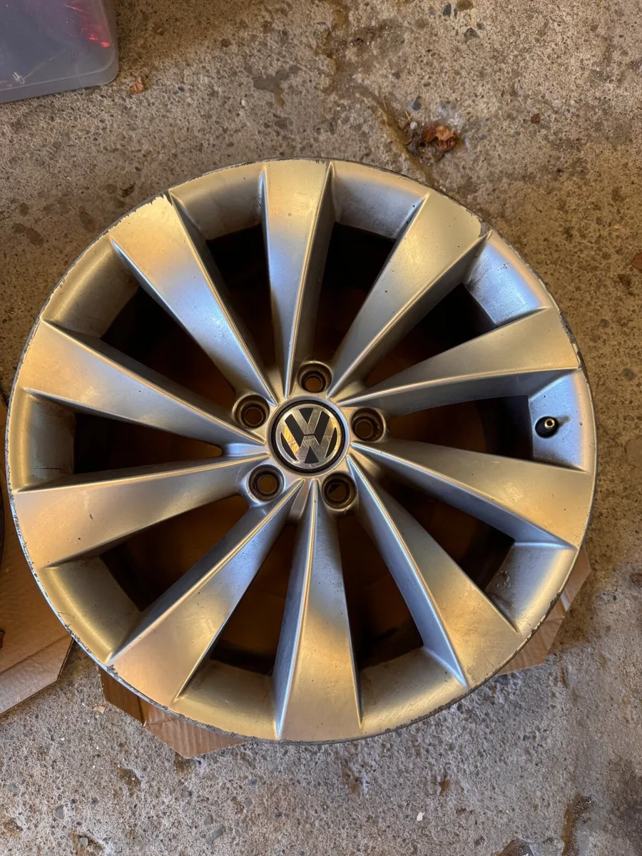 Scirocco 5x112 18” Alloys - Image 3