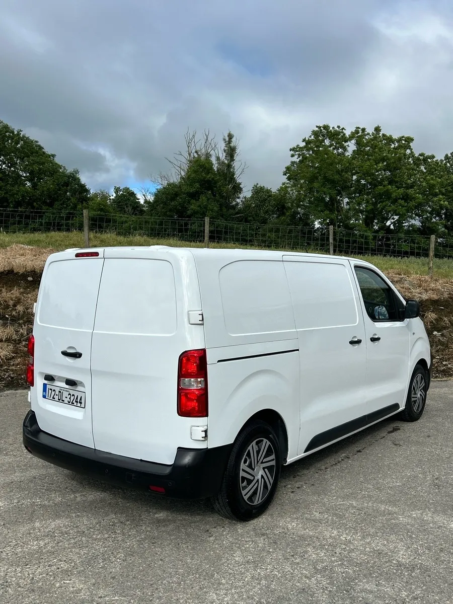 2017 Citroen Dispatch 1.6 MWB - Image 4