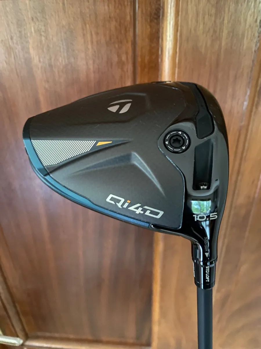 Taylormade Qi 4 D Tour Driver 10.5 Stiff Flex - Image 4