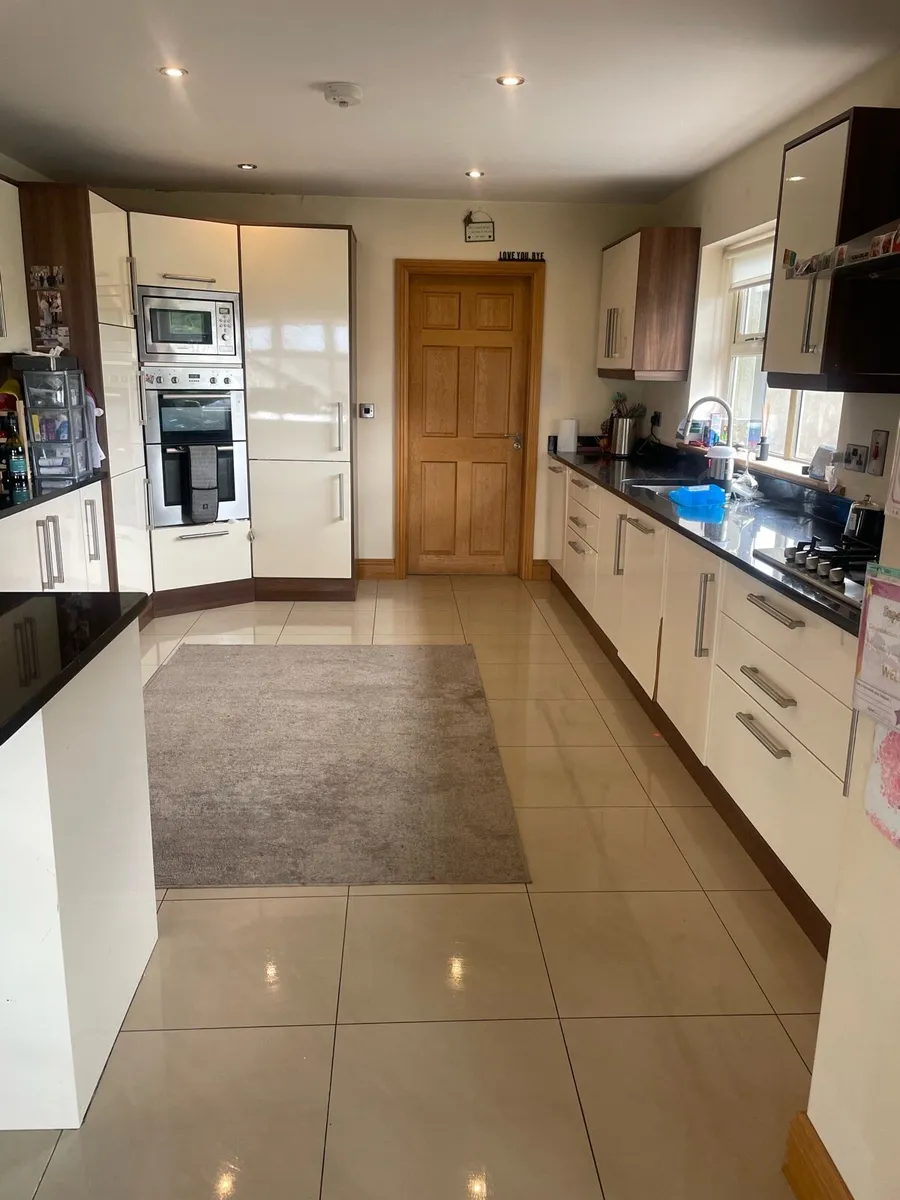 Kitchen - Image 1
