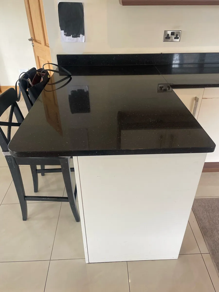 Kitchen - Image 4