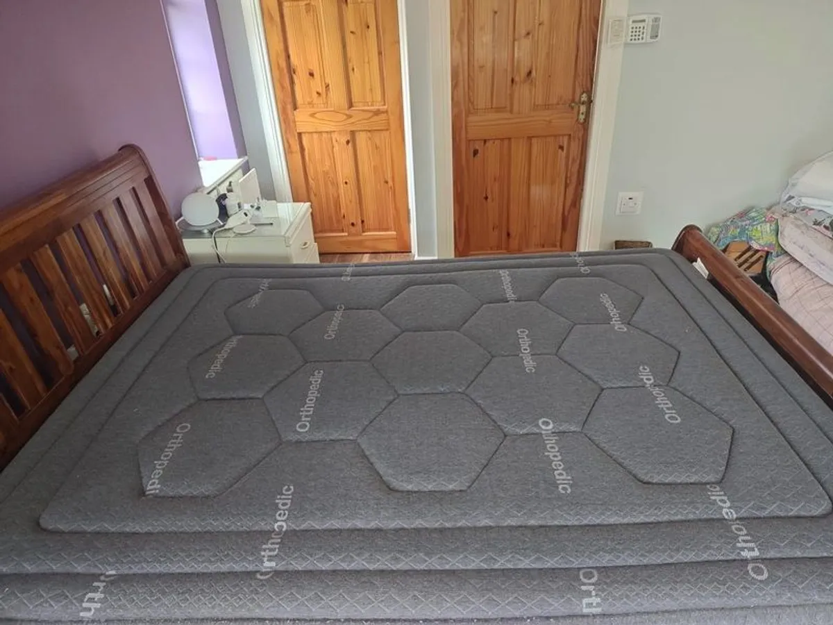 Leaba cooler king mattress - Image 2