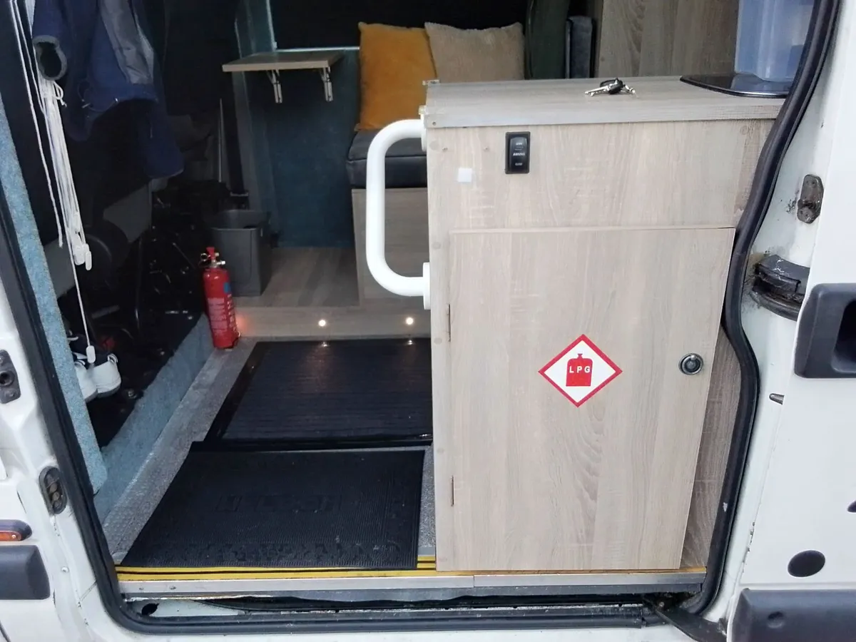 Camper - Image 3