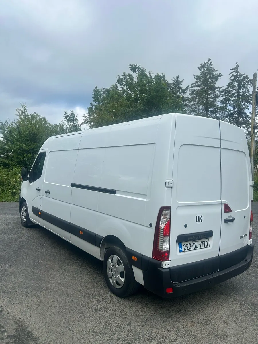2022 Renault master - Image 4