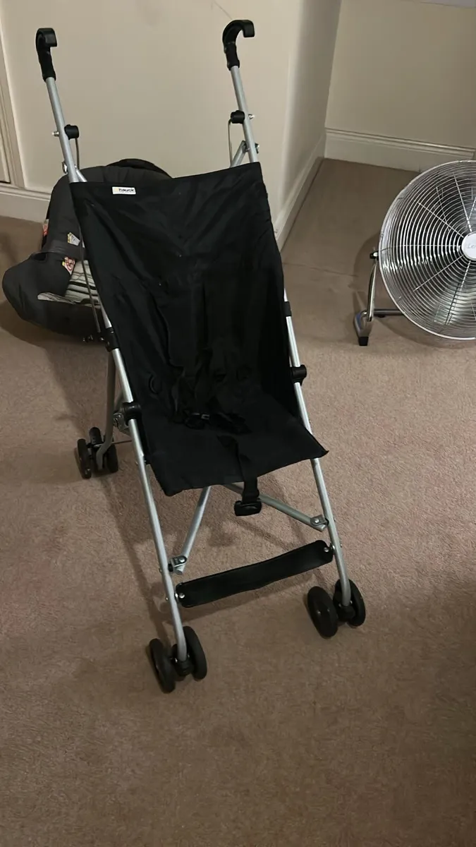 Bady walker /stroller / car seat - Image 2