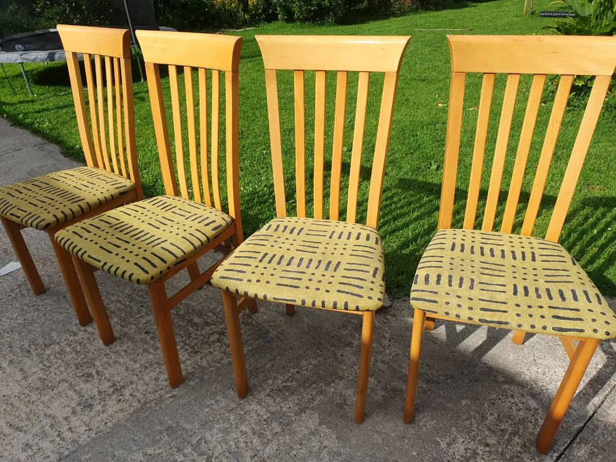 Set of 4 Wooden Dining Chairs - Image 1
