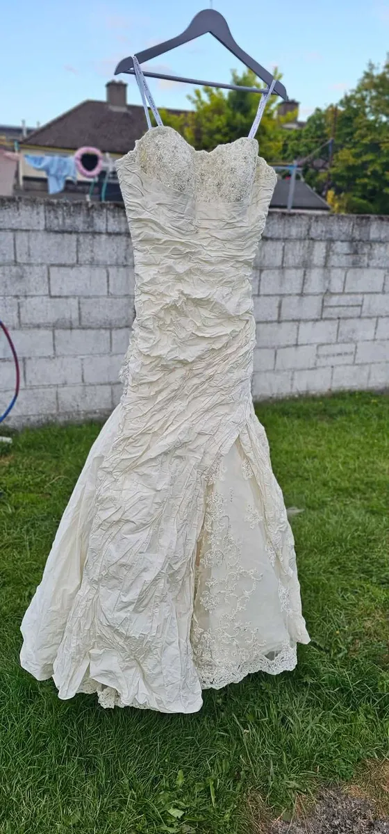 Wedding dress Ian Stuart - Image 3