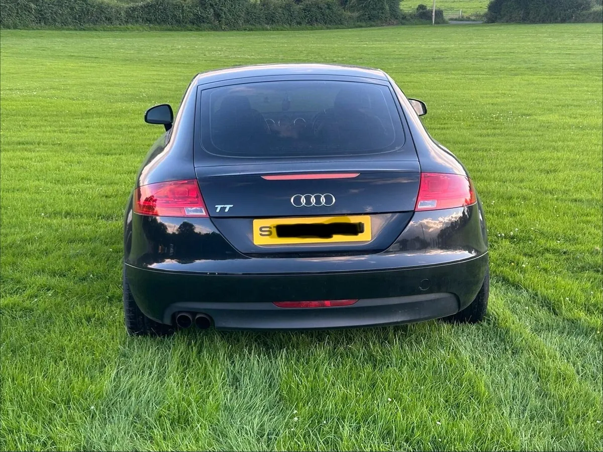 Car - Image 2