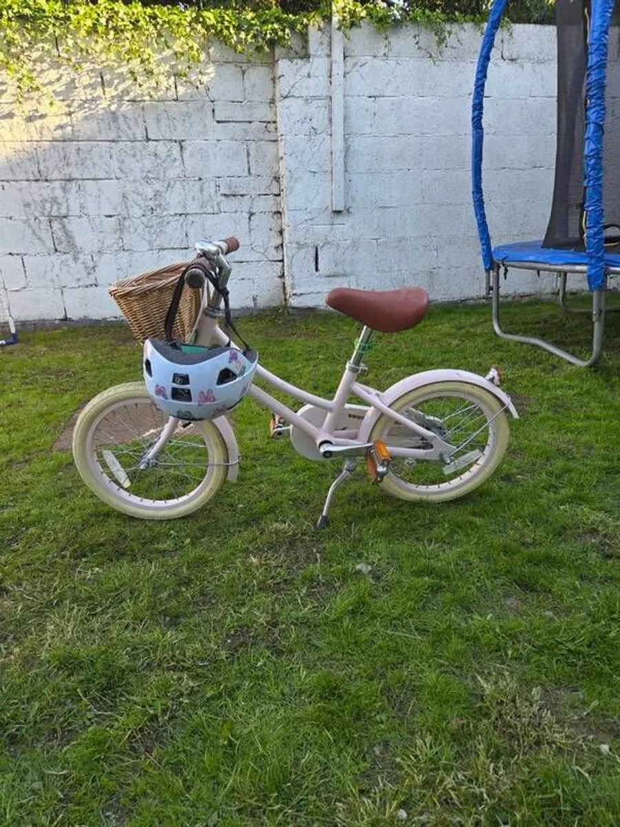 Girls bike - Image 1