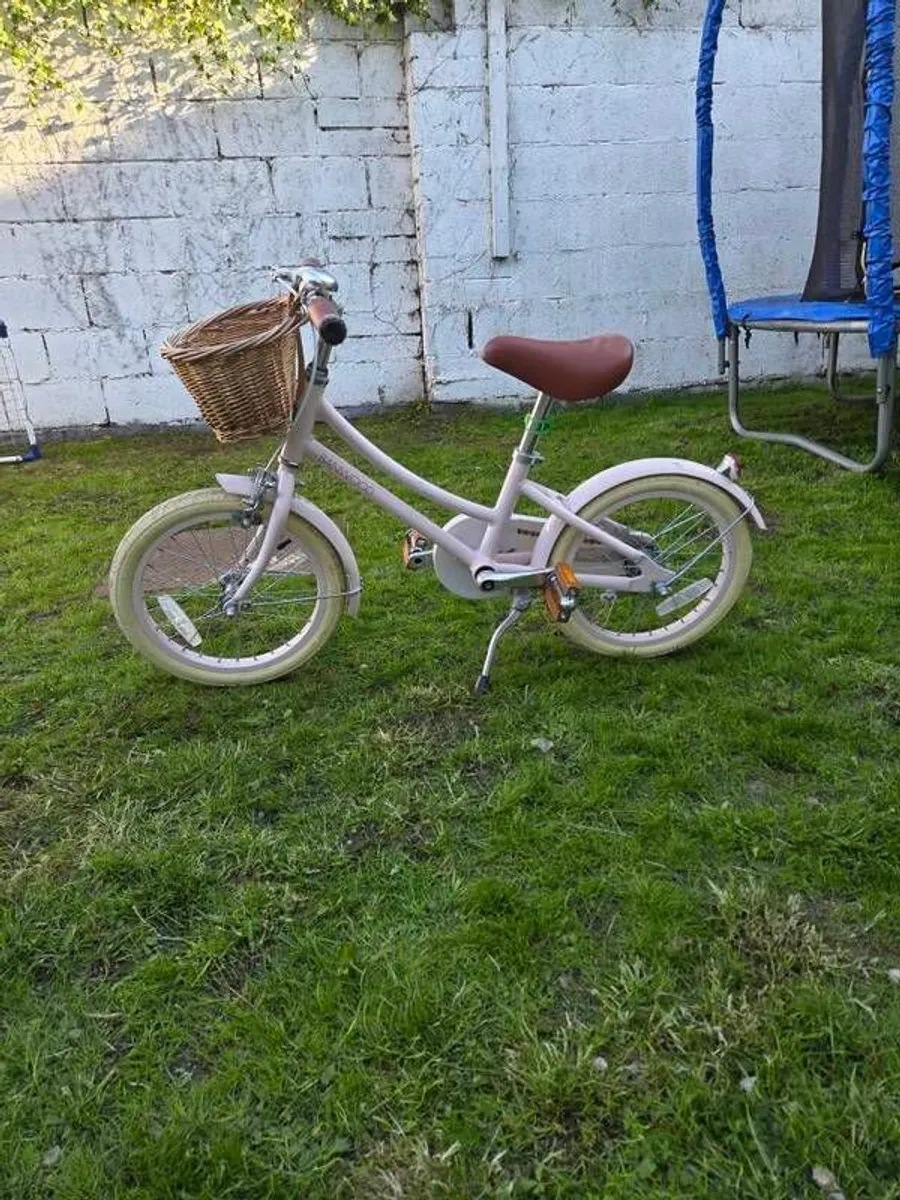 Girls bike - Image 2