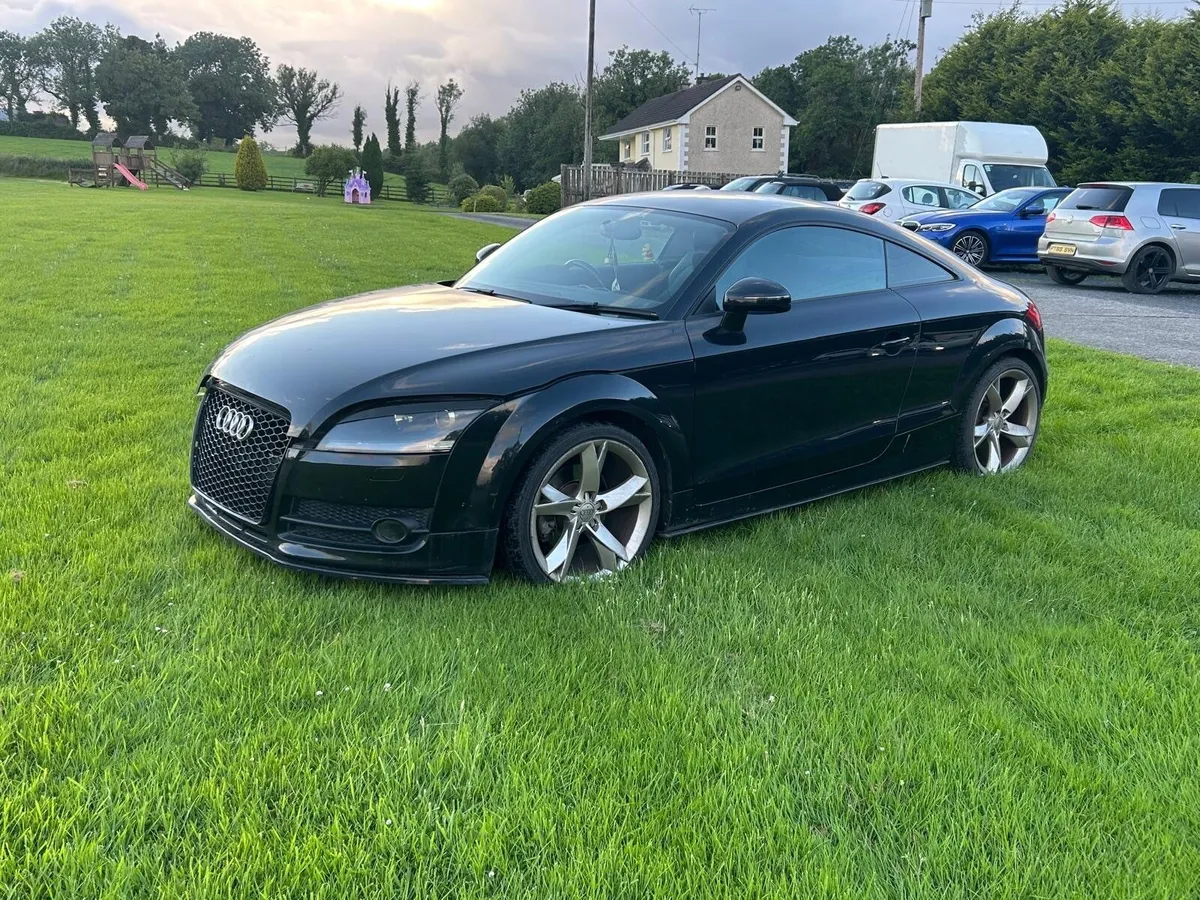 Car - Image 1