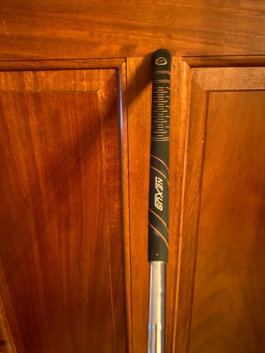 Wilson 1200 LT 2 iron immaculate Condition - Image 2