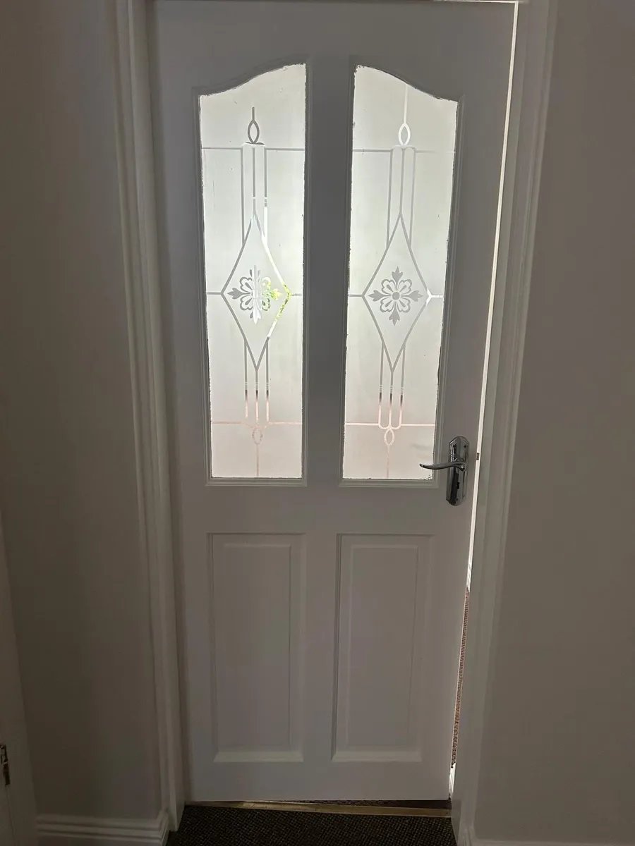 Internal doors - Image 1