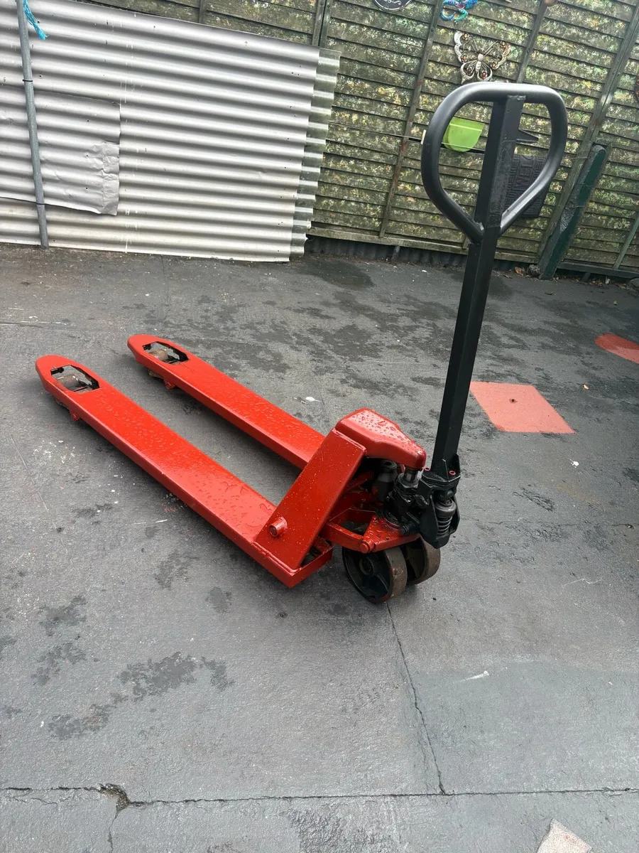 Pallet truck - Image 2
