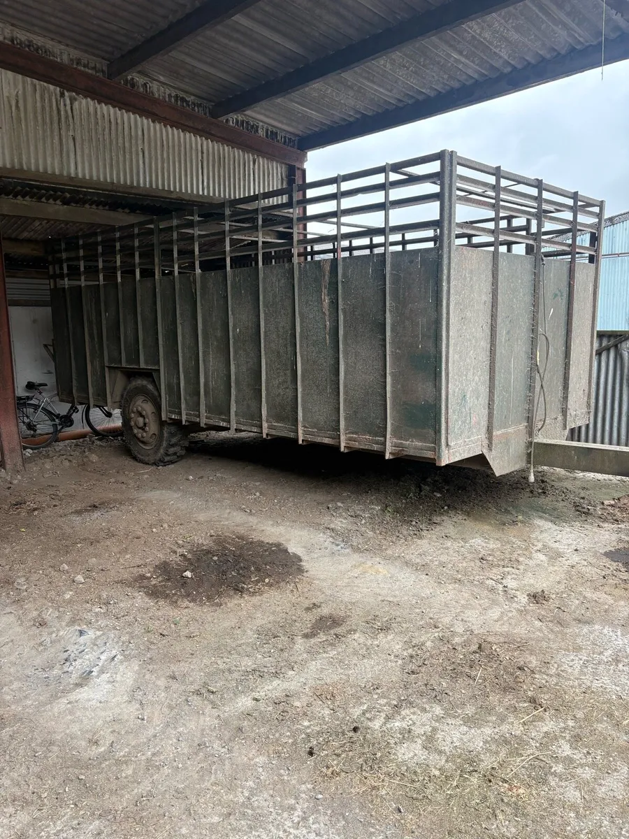 18ft cattle trailer - Image 1