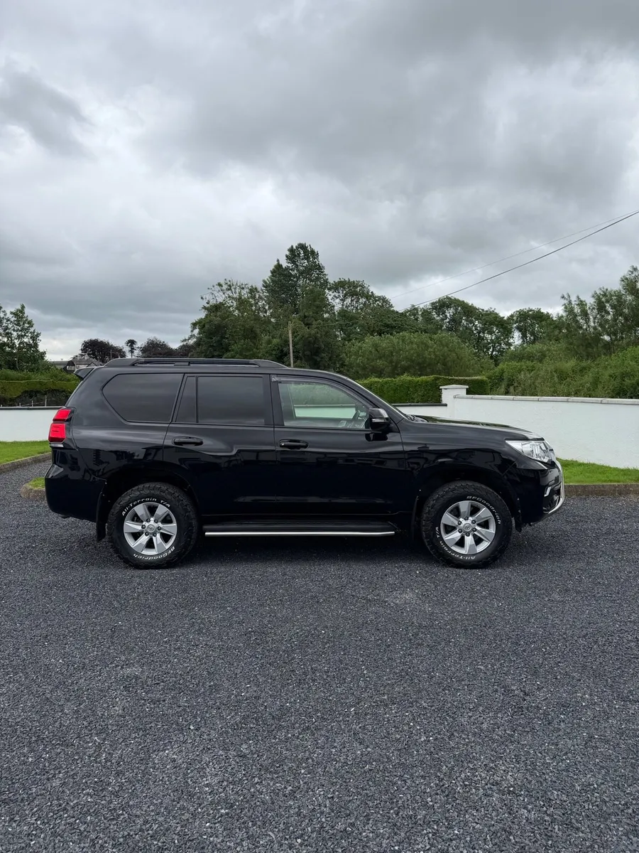 Toyota Landcruiser - Image 4