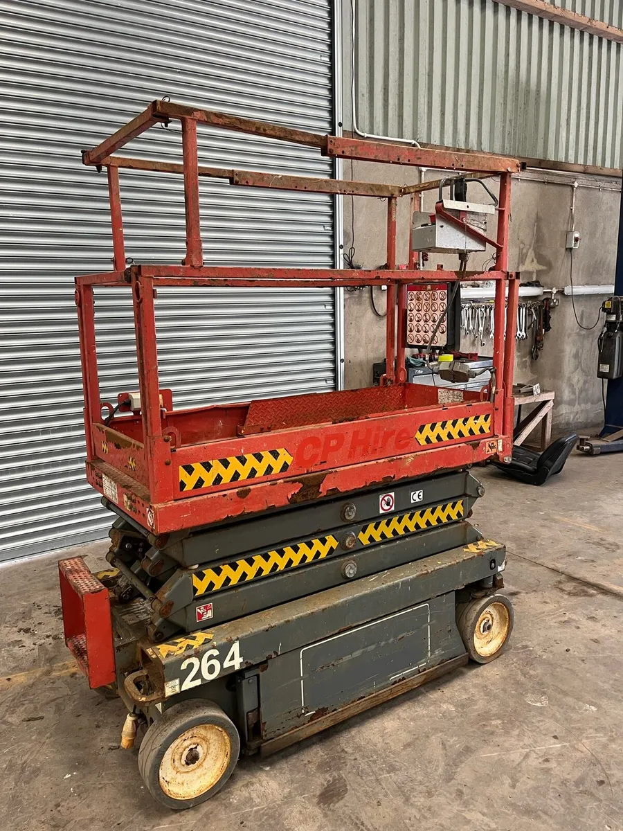 Skyjack sjiii-3219 electric scissor lift (No Vat) - Image 1