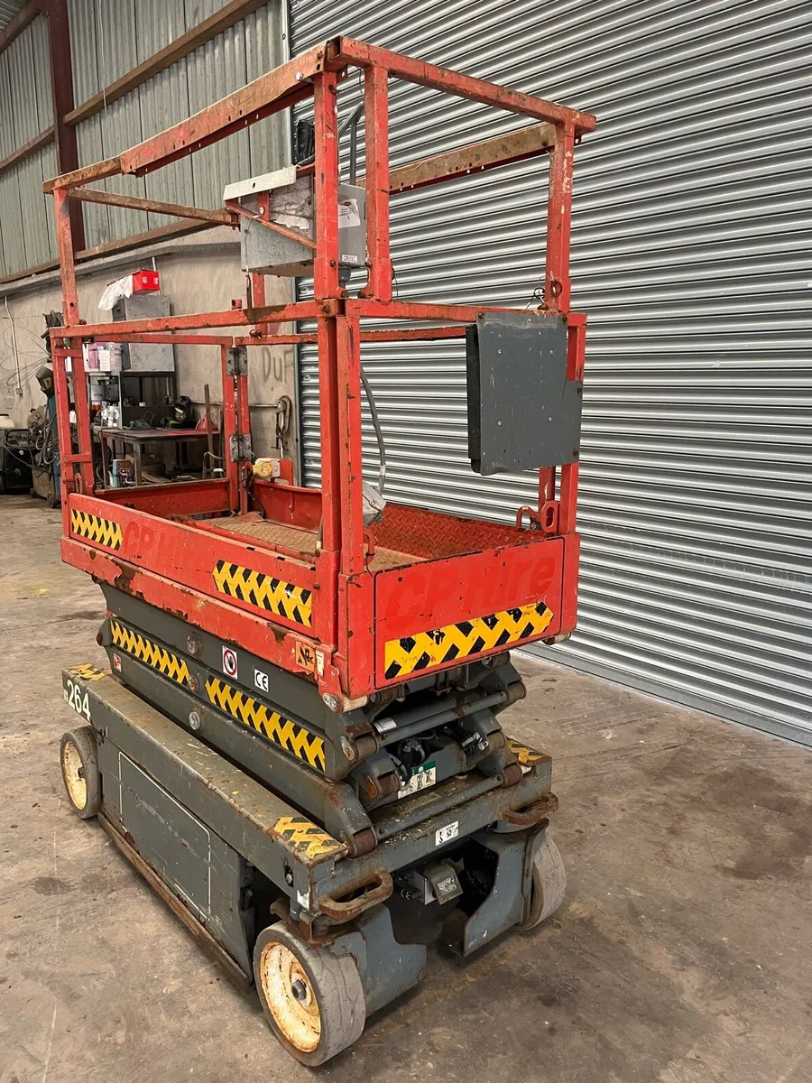 Skyjack sjiii-3219 electric scissor lift (No Vat) - Image 3
