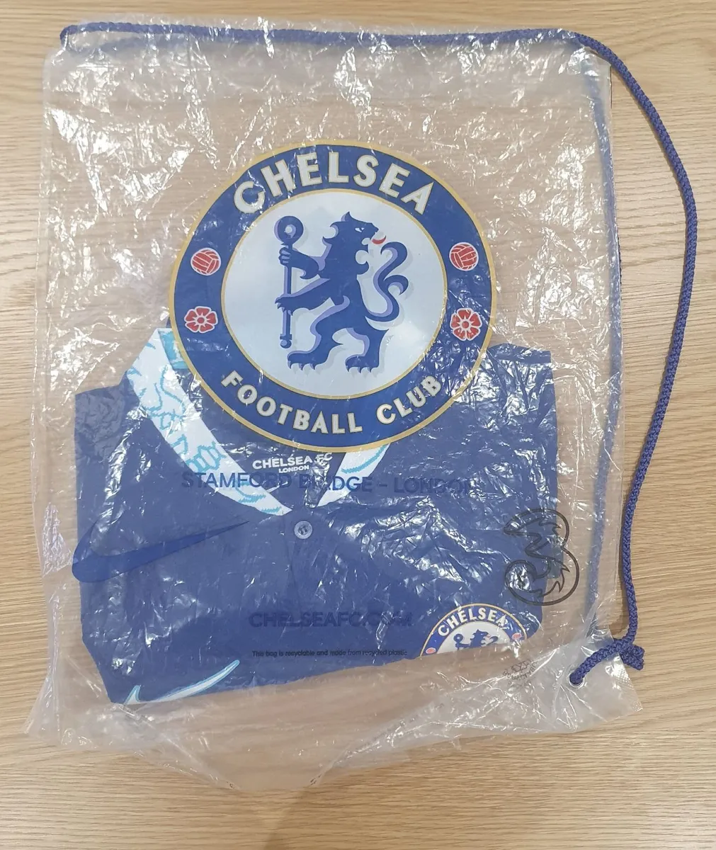 Chelsea shirt - Signed by Conor Gallagher - Image 4