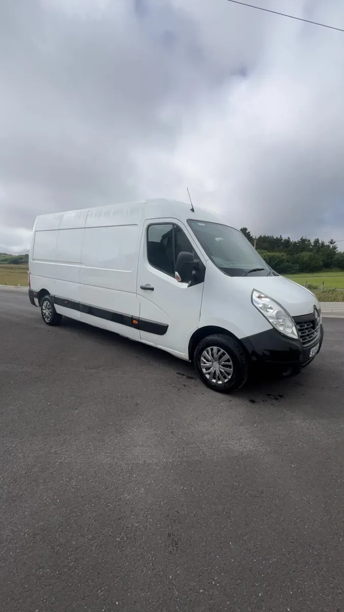 2015 renault master lwb - Image 1