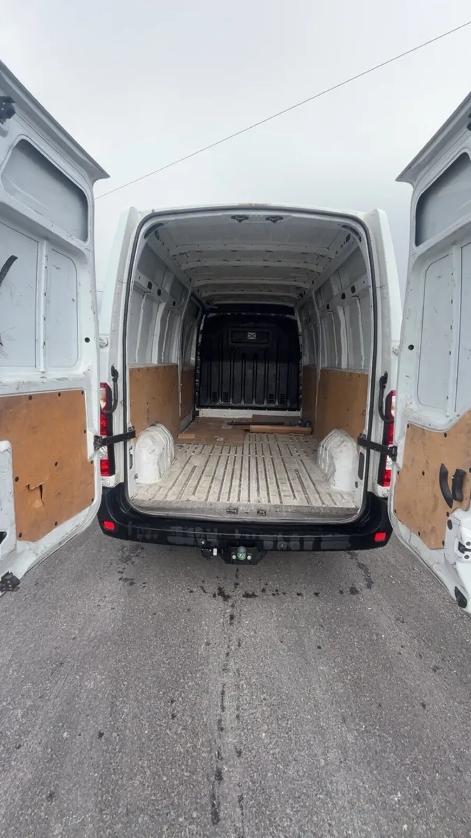 2015 renault master lwb - Image 4