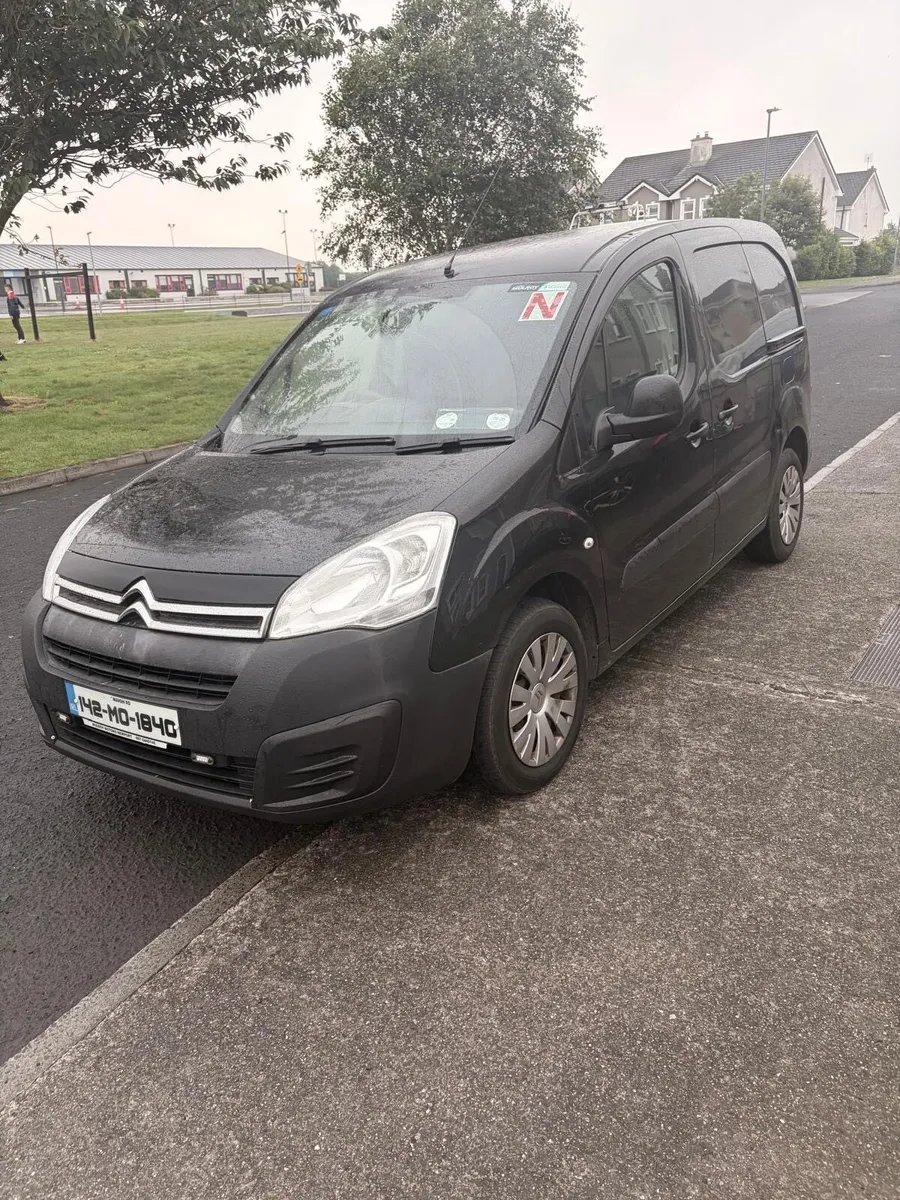 Citreon berlingo 142 1.6 Diesel 3 seater - Image 3