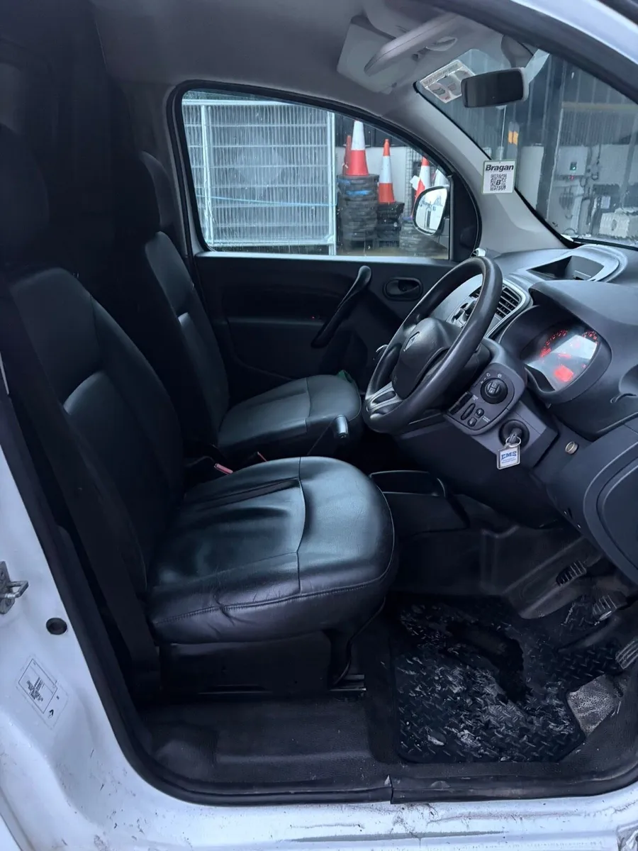 2018 Renault Kangoo van in very good condition - Image 2